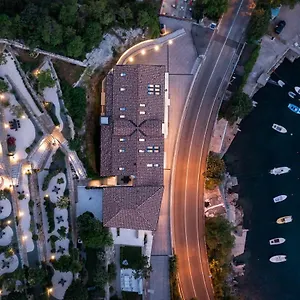 https://mare-sano-plaza-apartments.in-istria.net